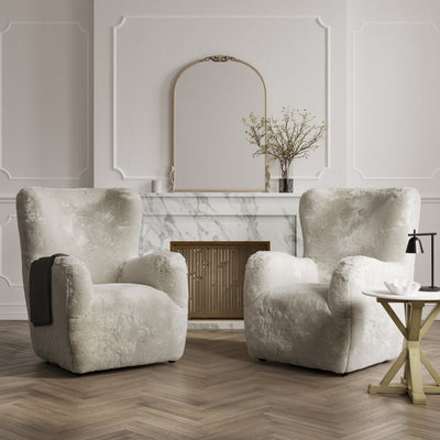 Manhattan Designs Faux Fur Bear wolf Chair