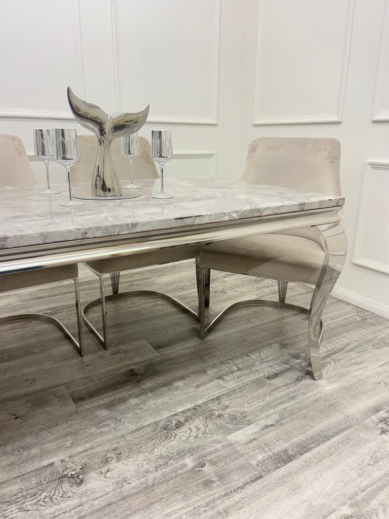 Louis Marble & Chrome Dining Table With Carlton Beige/Chrome Velvet Chairs