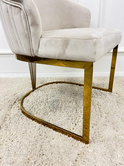Louis Gold Marble Dining Table With Carlton Cream/Gold Velvet Dining Chairs