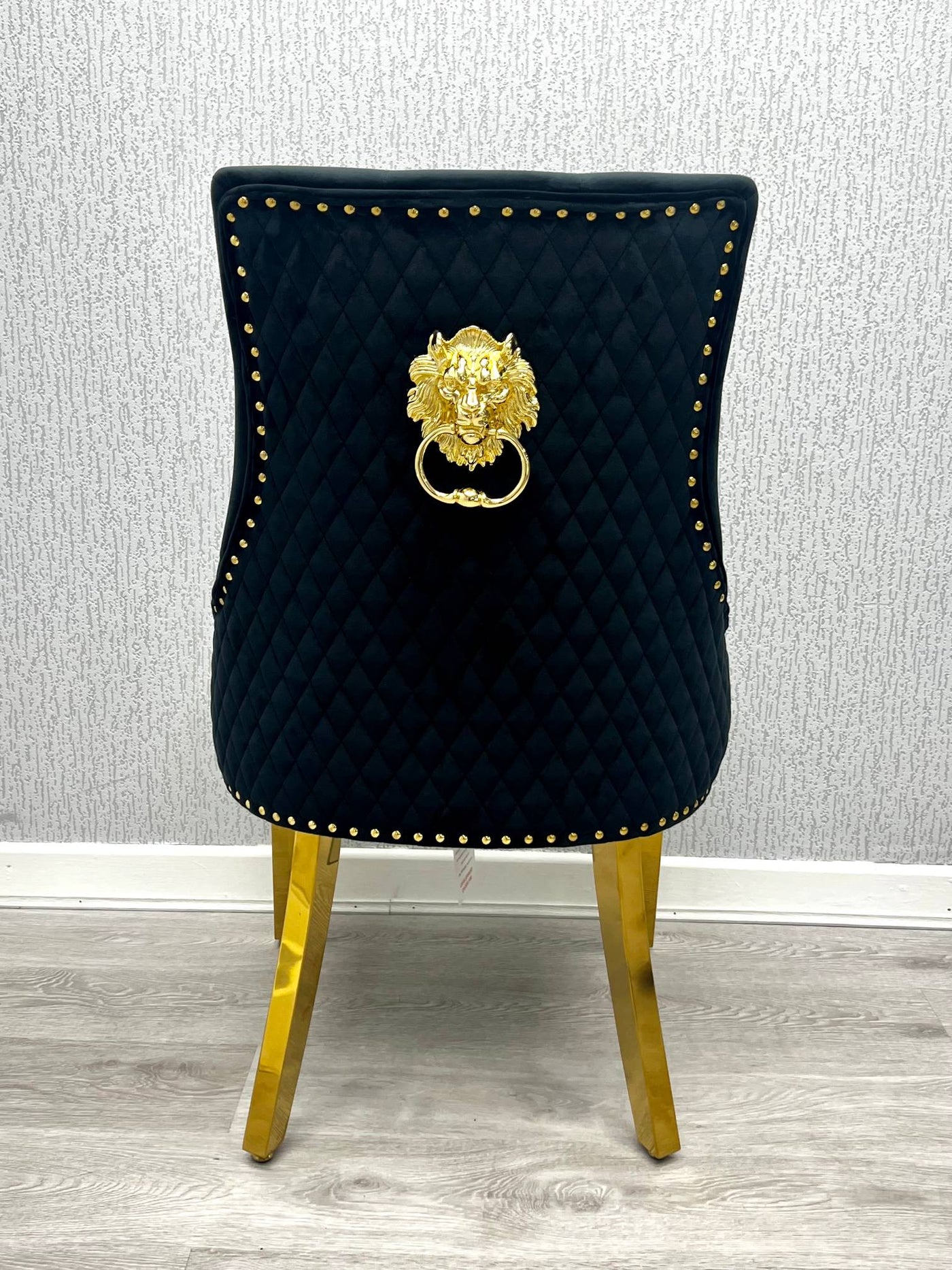 Louis Marble & Gold 130cm Round Dining Table With Quilted Gold Lion Knocker Velvet Chairs