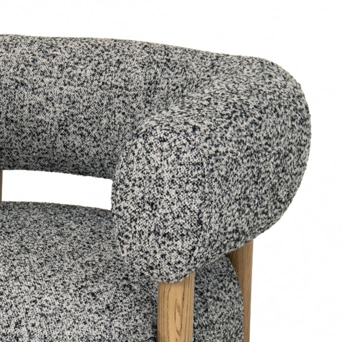 Madison Designs Cassius Chair