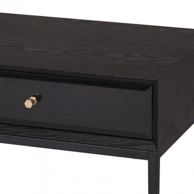 Madison Designs Dane Side Table